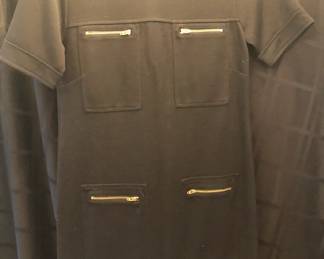 DRESS WITH ZIPPER DETAIL