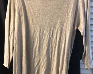ALICE & OLIVIA GRAY SHIRT WITH OPEN CHAIN BACK