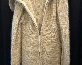 DOLCE & GABANNA DESIGNER SWEATER