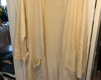 OPEN ROBE/CARDIGAN