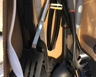 KITCHEN UTENSILS