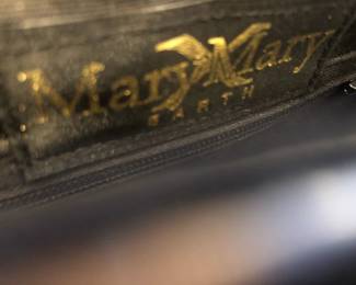 DETAIL MARY MARY EARTH LABEL