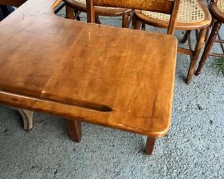 childs desk