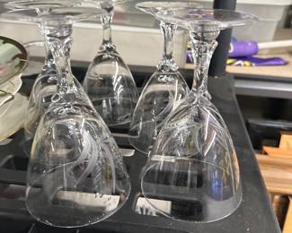 set of 6 vintage water goblets with leaf engraved