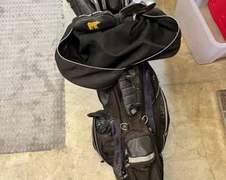 Golden Bear Golf Clubs with Bag.  Needs new grips on some of the clubs. $40