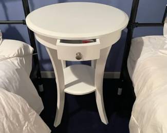 $80 USD     MAKE OFFER White One Drawer w Shelf End Side Table Nightstand TM193-24    Sweet, simple one drawer night stand / end / side table with graceful bowed lets.

Dimensions: 20 x 20x 26"H 

Condition:  Very good condition

Local pick up Sterling, VA.  Contact us for shipper suggestions.      https://goodbyhello.com/products/white-one-drawer-w-shelf-end-side-table-nightstand-tm193-24?_pos=11&_sid=07fb111e5&_ss=r