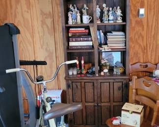 Lots of workout & exercise equip.