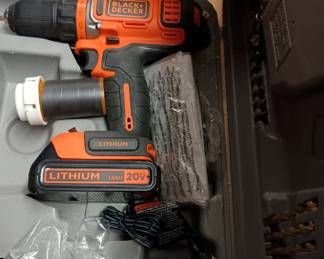 B&D. Cordless drill driver, 
20 volt Lithium 