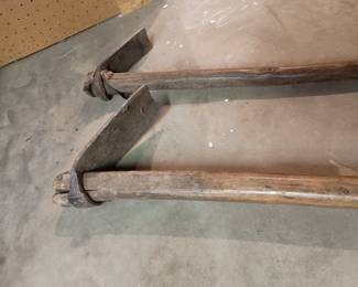 Unknown primitive hand tool