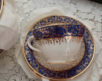 Dishware set Service for eight people 