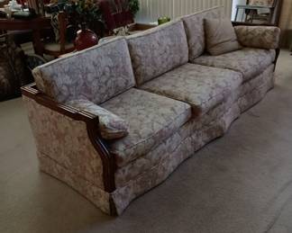 Low back sofa, nice condition 