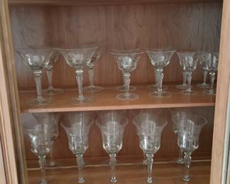 Matching Elegant glassware sets
Goblets, tall champagne sherbets, coupes and cordials
