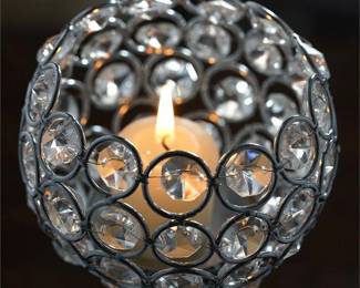  04D Crystal wCandle