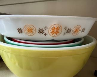 MORE VINTAGE KITCHEN