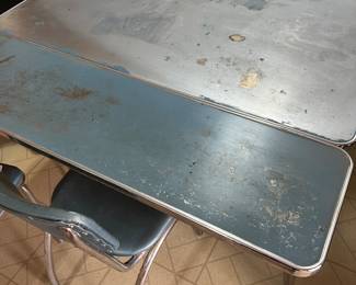 VINTAGE DRAW LEAF DINETTE TABLE WITH 3 MATCHING CHAIRS