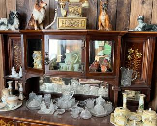 DISPLAY CABINET, COLLECTIBLES