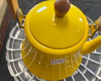 TEA POT