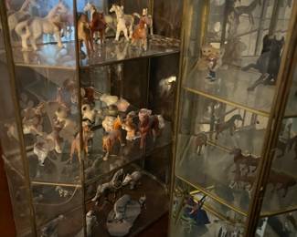 MINIATURES AND DISPLAY CASES