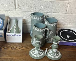 WEDGWOOD OLD AND NEW