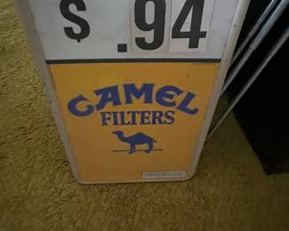 ADVERTISING SIGN - FREESTANDING