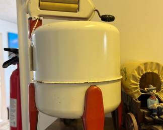 KIDS TOYS AND/OR VINTAGE SALESMAN SAMPLES