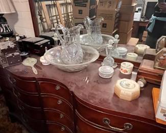 VINTAGE DRESSER AND MIRROR (SNEAK PEEK AT THE ROOM BEFORE SET UP)