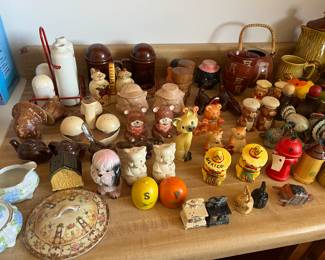 SALT AND PEPPER SHAKERS