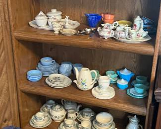 CHILDREN'S TEA SETS, BOOKCASE