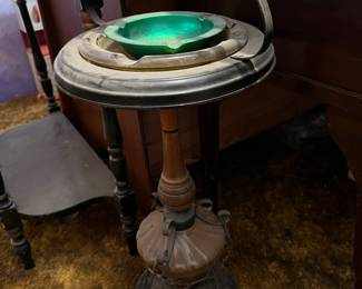 STANDING VINTAGE ASHTRAY