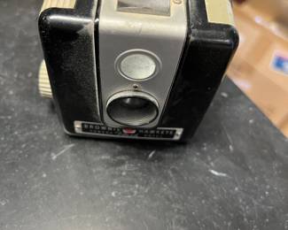 VINTAGE CAMERA