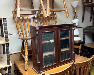 DRAW LEAF TABLE AND CHAIRS, DISPLAY CABINET TOP