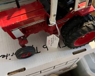 VINTAGE TOYS (DISREGARD PRICE TAG)