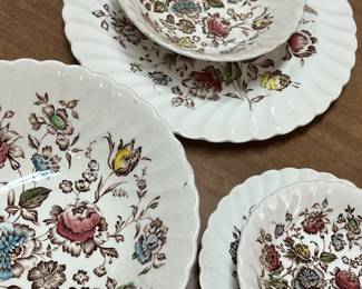 STAFFORDSHIRE BOUQUET - JOHNSON BROS. CHINA
