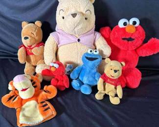 Elmo, Winnie and his Gang