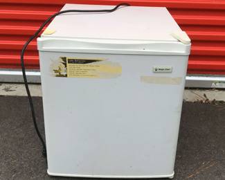Magic Chef Mini Fridge