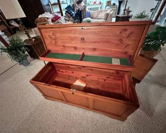Lane Cedar Chest