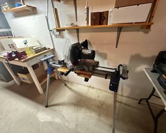 Delta Miter Saw with stand