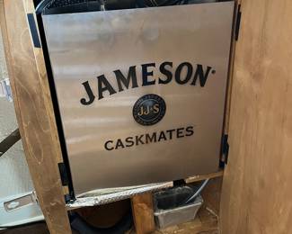 PRESALE AVAILABLE! Jameson Caskmates Whiskey Barrel with enclosed bar storage & tap – one strap needs to be tacked in on left side - 22"diameter x 40"h cask. 16.5"h tap on top
(second one available - New in box & identical to this)