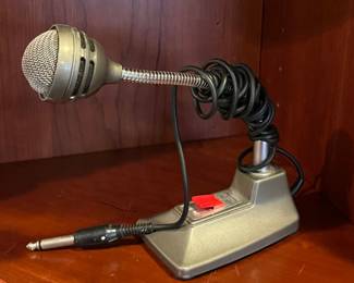 Vintage Realistic 33-921 Cardioid Dynamic Microphone Imp.600 ohm