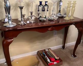 SOFA TABLE