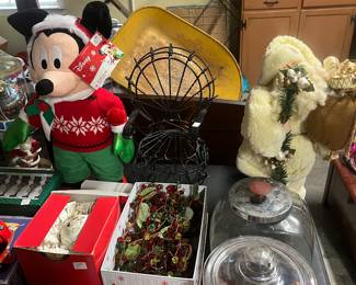 CHRISTMAS DECORATIONS 