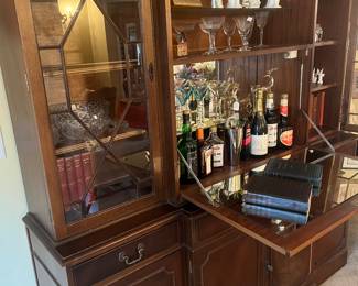 BEAUTIFUL BAR AND BOOKCASE 