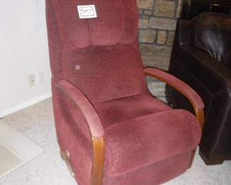 La-Z-Boy Wood Armed Recliner We Have Two Of Them