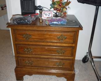 Nightstand 