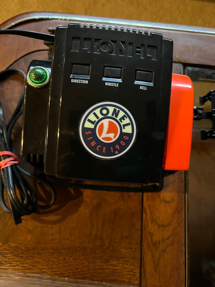 Lionel transformer