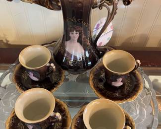 Vintage Fleur De Lys Brown Victorian Lady Chocolate Pot set
