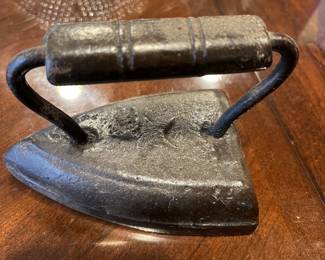 Vintage Iron Geneva Cast Iron SAD 5 star