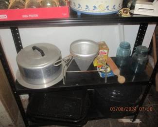 Vintage cookware