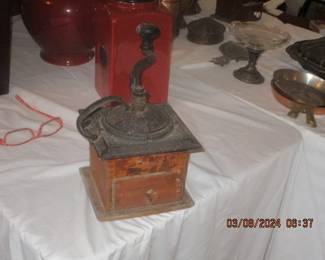 Antique coffee grinder (top is broken)