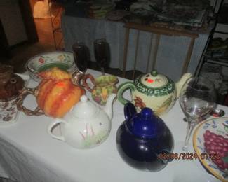Tea pots